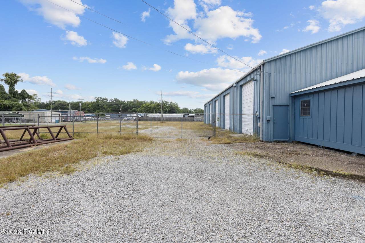 https://bt-photos.global.ssl.fastly.net/acadiana/1280_boomver_1_2600006636-2.jpg