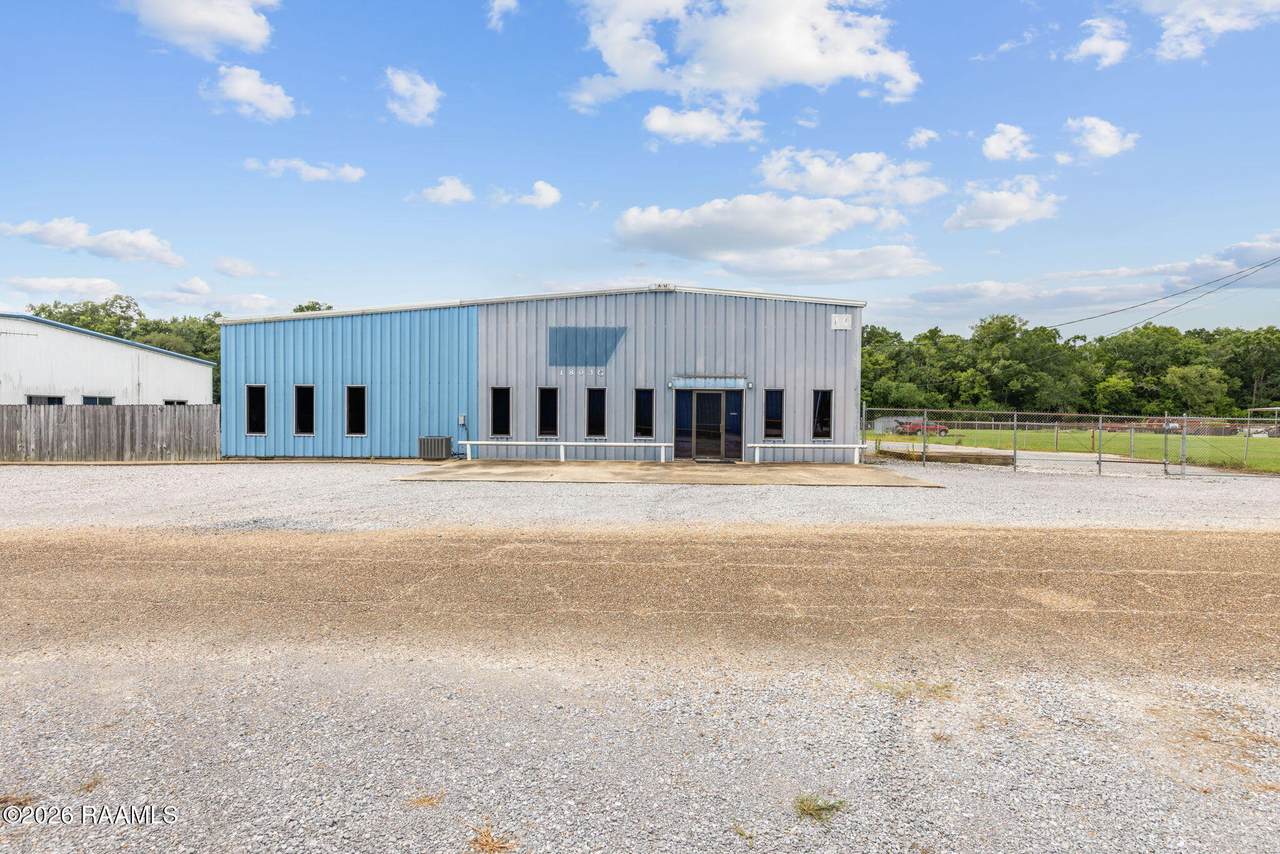 1803 Mills Avenue - Photo 1