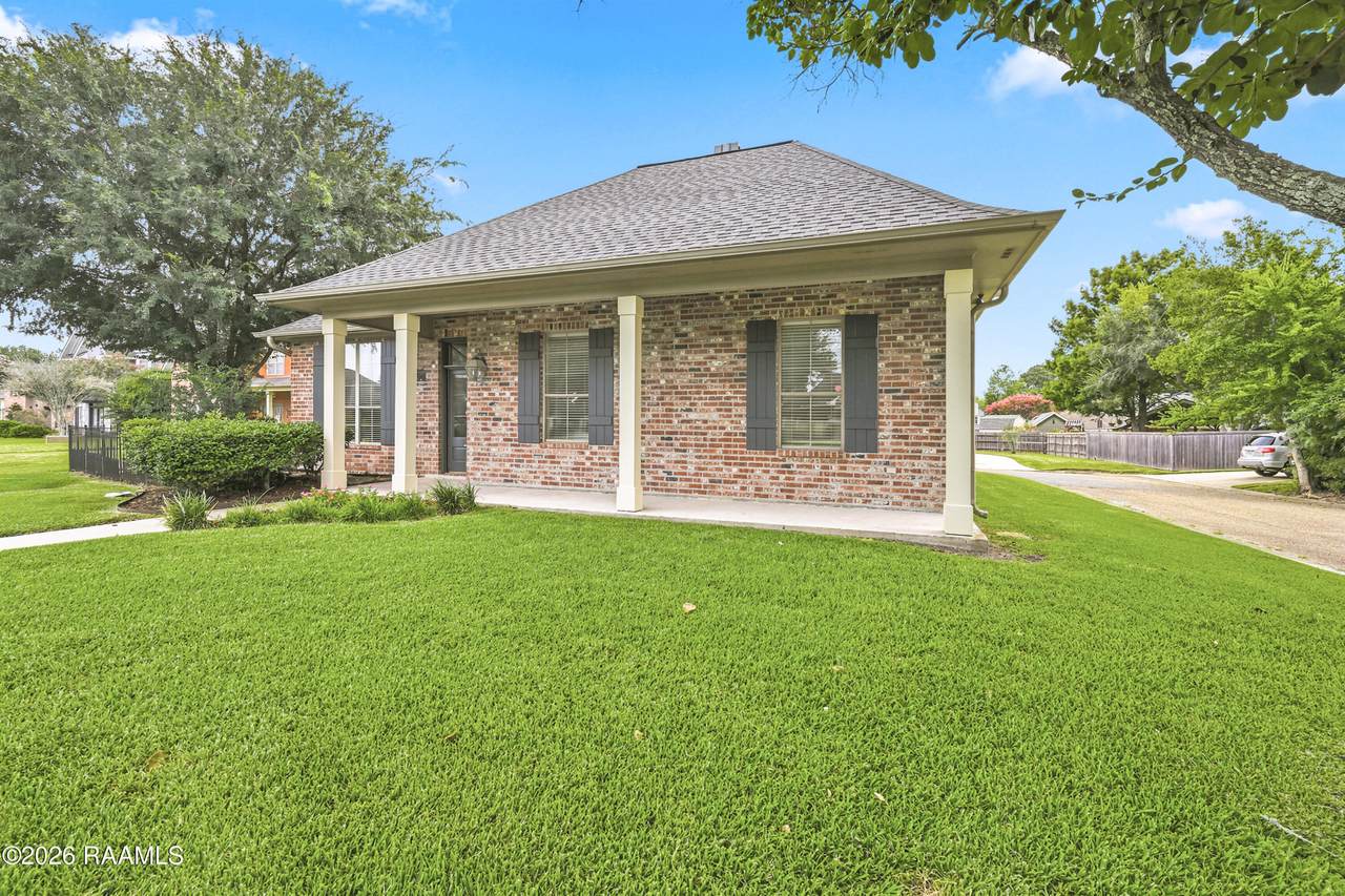 https://bt-photos.global.ssl.fastly.net/acadiana/1280_boomver_1_2600006904-2.jpg