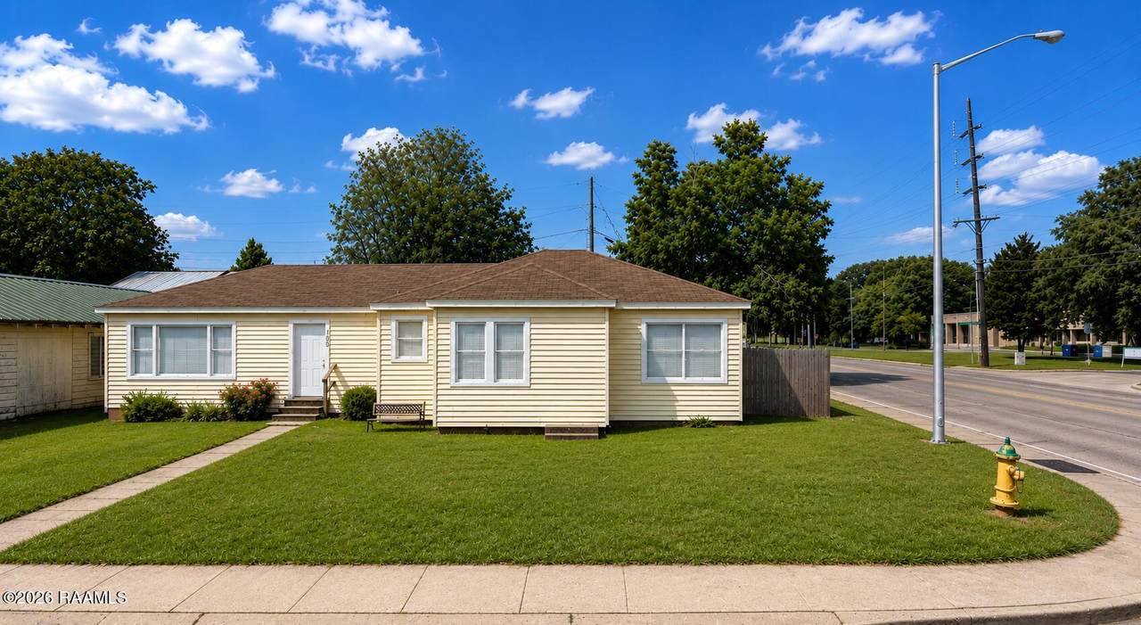 100 Sunset Drive - Photo 1