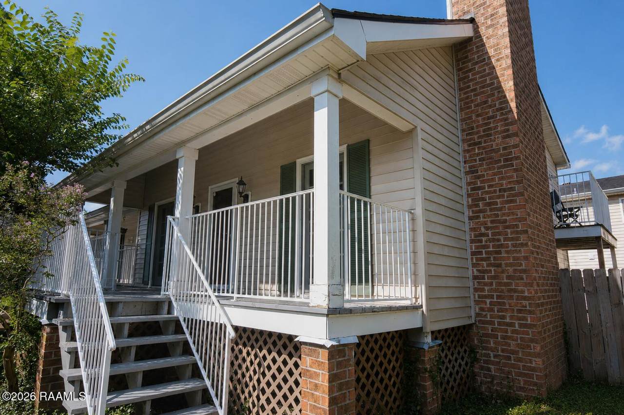 100 Teal Lane - Photo 1