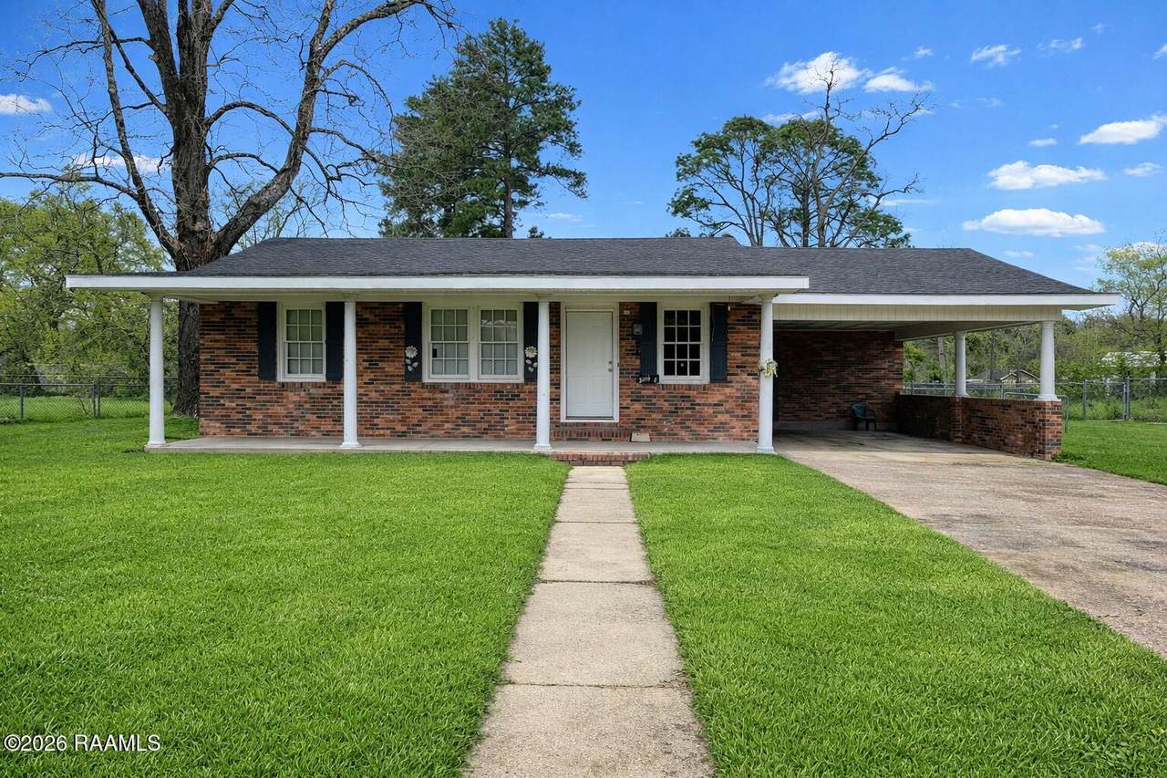 1359 Cherokee Drive - Photo 1