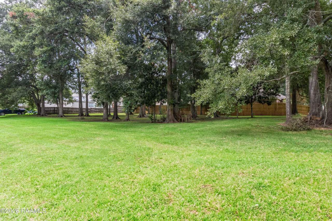 https://bt-photos.global.ssl.fastly.net/acadiana/1280_boomver_1_2600007293-2.jpg