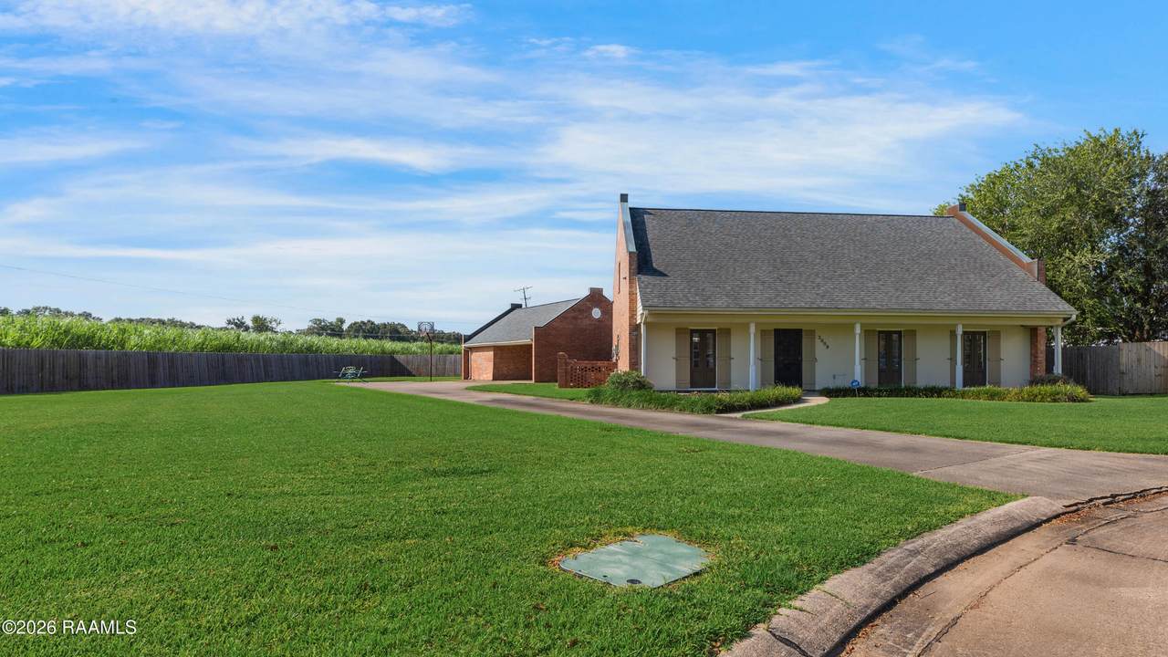 https://bt-photos.global.ssl.fastly.net/acadiana/1280_boomver_1_2600007300-2.jpg