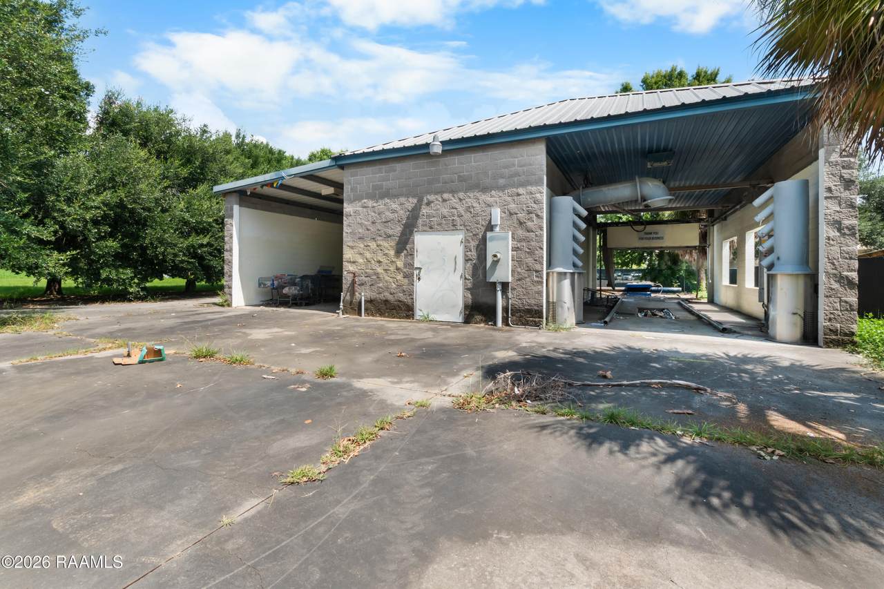 https://bt-photos.global.ssl.fastly.net/acadiana/orig_boomver_1_2600007368-2.jpg