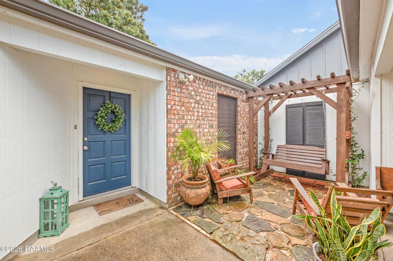 517 Kaiser Drive - Photo 1