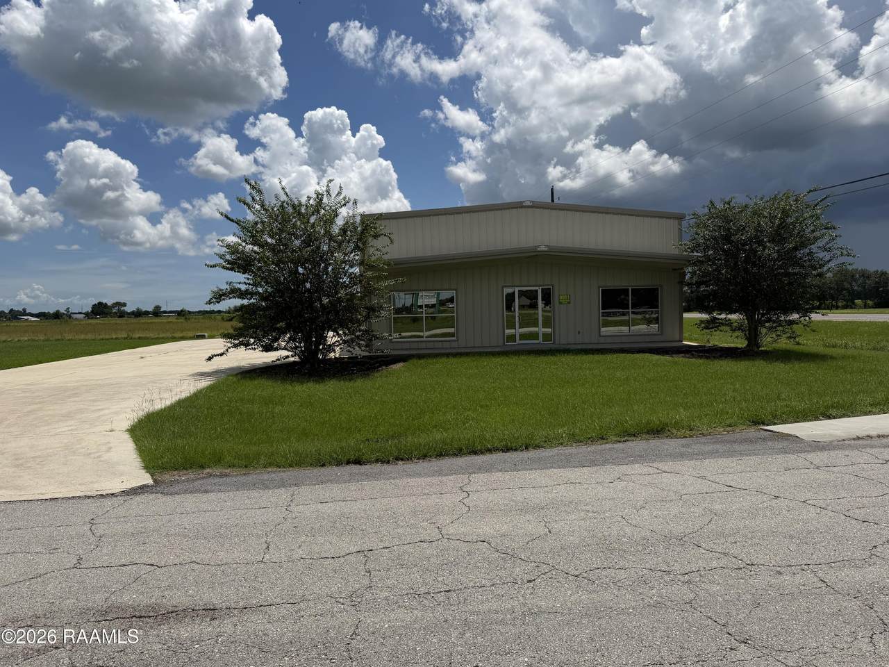 https://bt-photos.global.ssl.fastly.net/acadiana/1280_boomver_1_2600007629-2.jpg