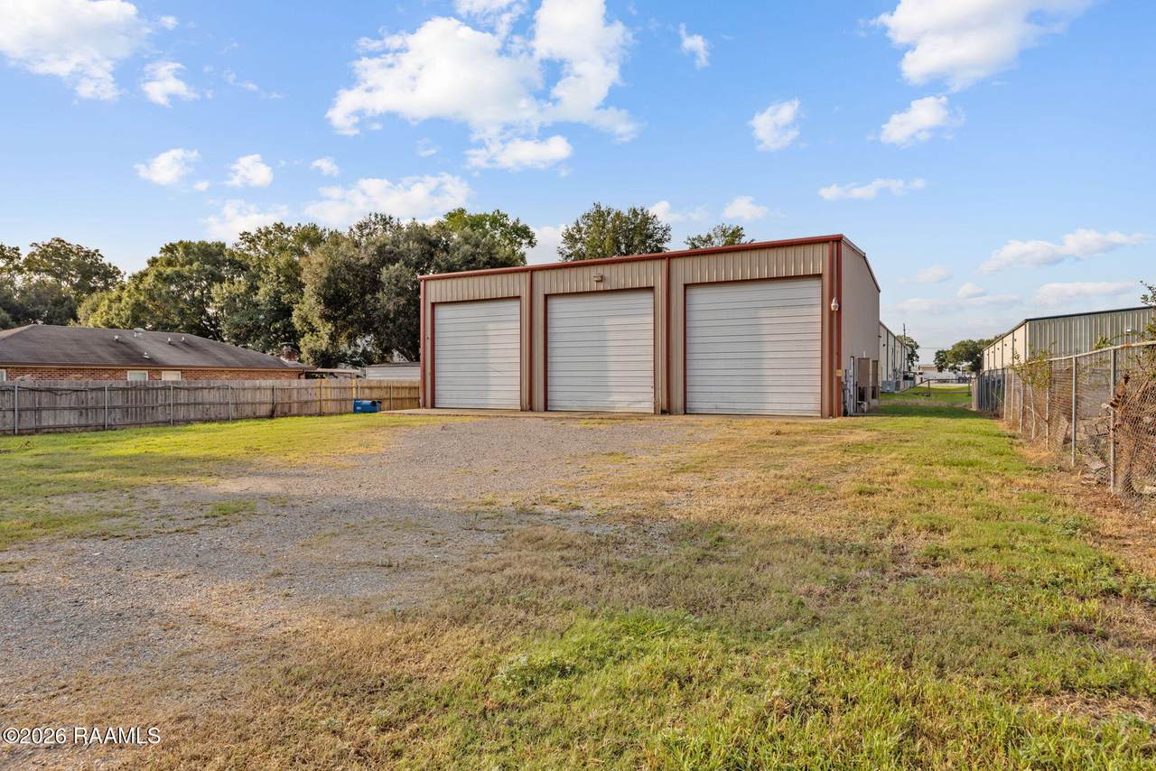 https://bt-photos.global.ssl.fastly.net/acadiana/1280_boomver_1_2600008071-2.jpg