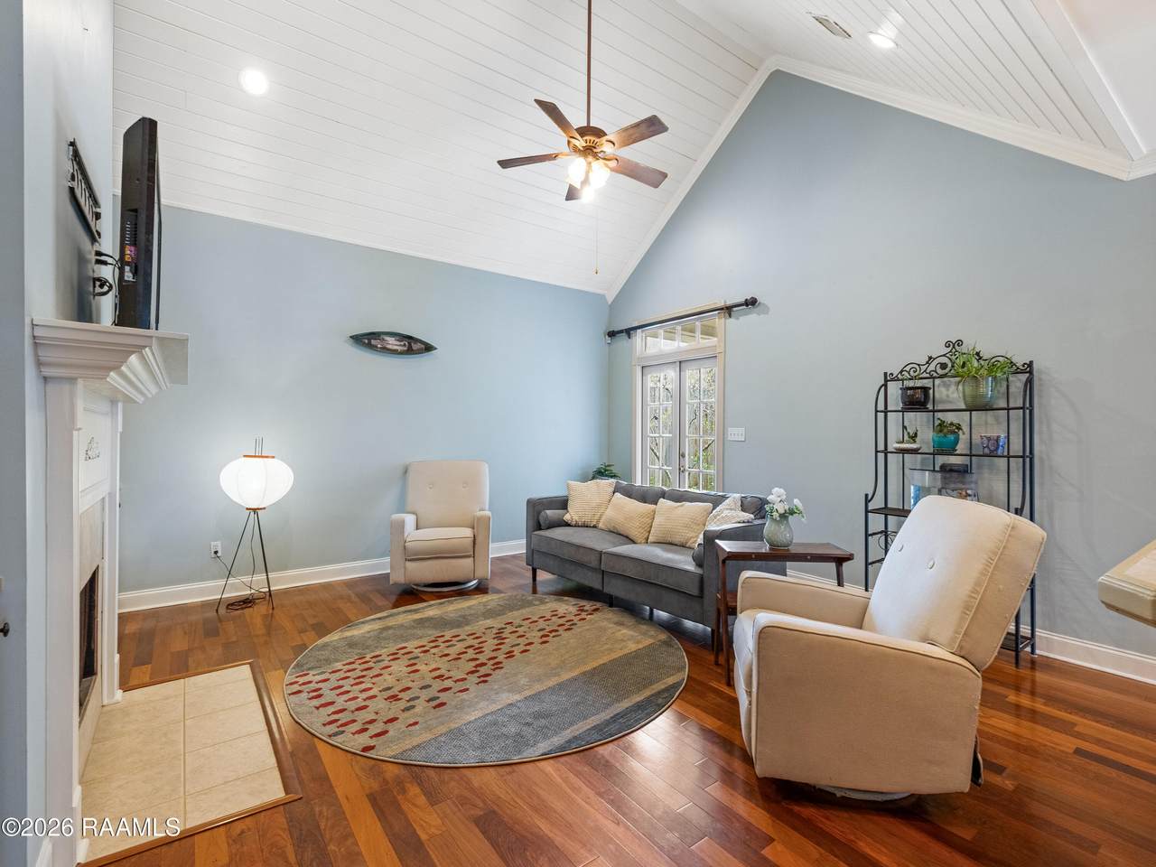 https://bt-photos.global.ssl.fastly.net/acadiana/1280_boomver_1_2600008074-2.jpg