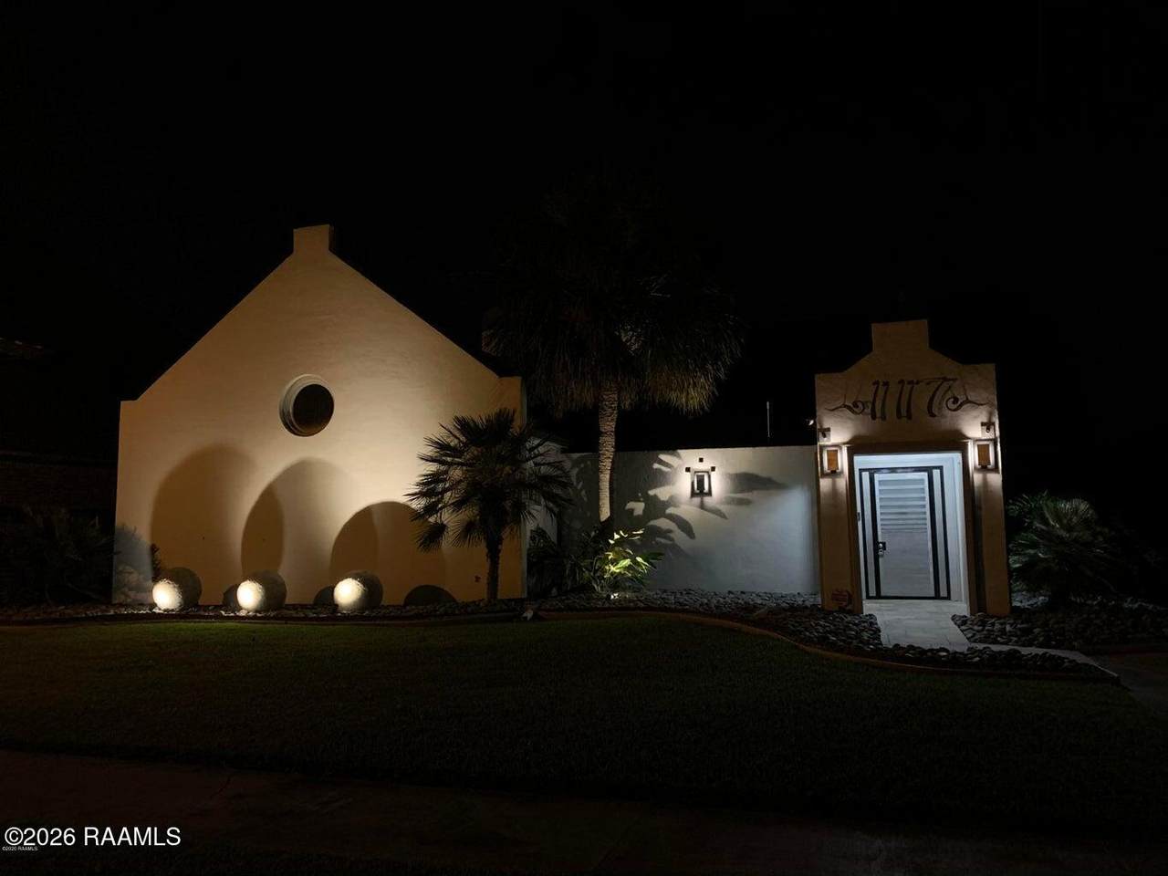 https://bt-photos.global.ssl.fastly.net/acadiana/1280_boomver_1_2600008174-2.jpg
