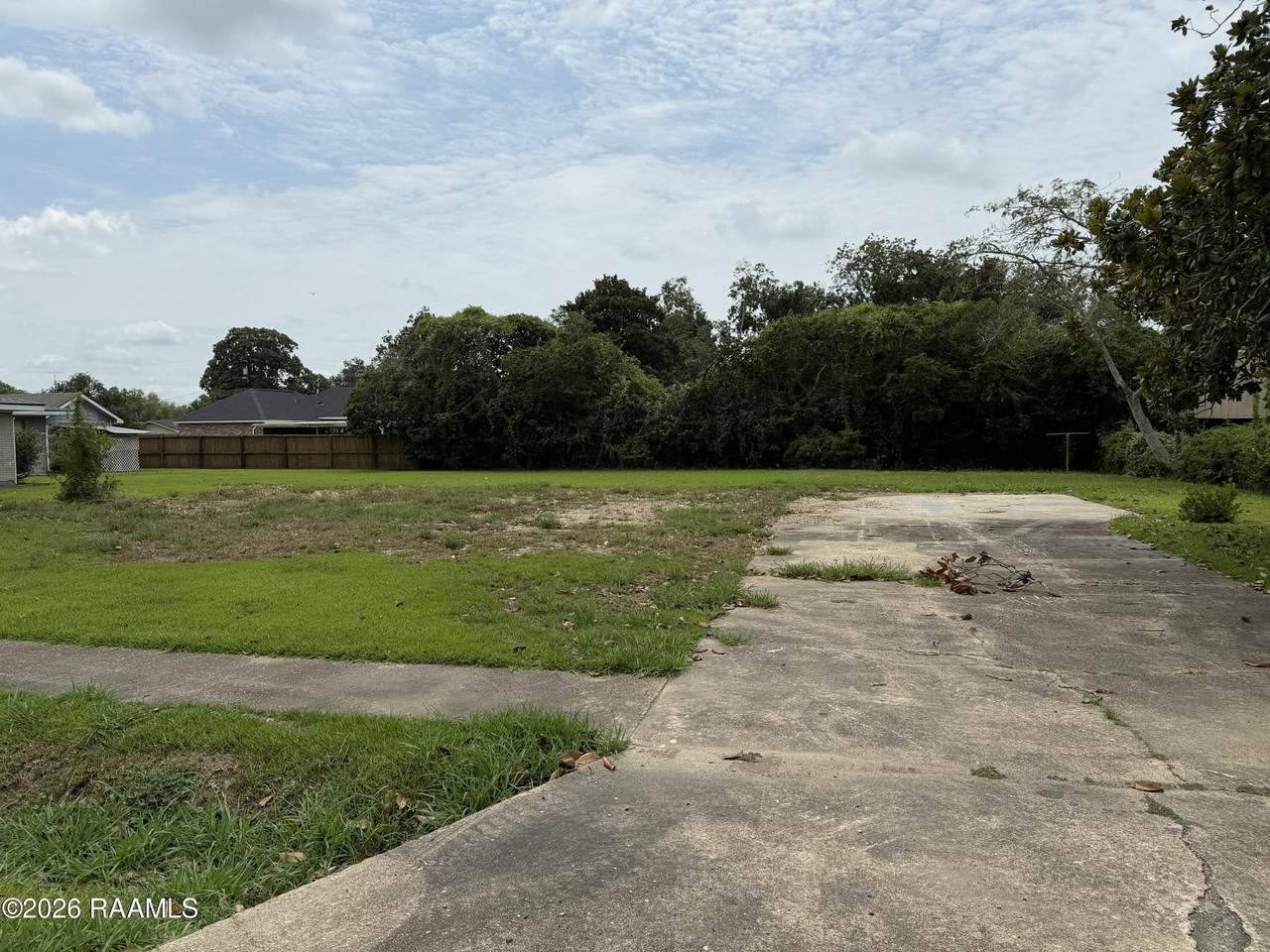 https://bt-photos.global.ssl.fastly.net/acadiana/1280_boomver_1_2600008374-2.jpg