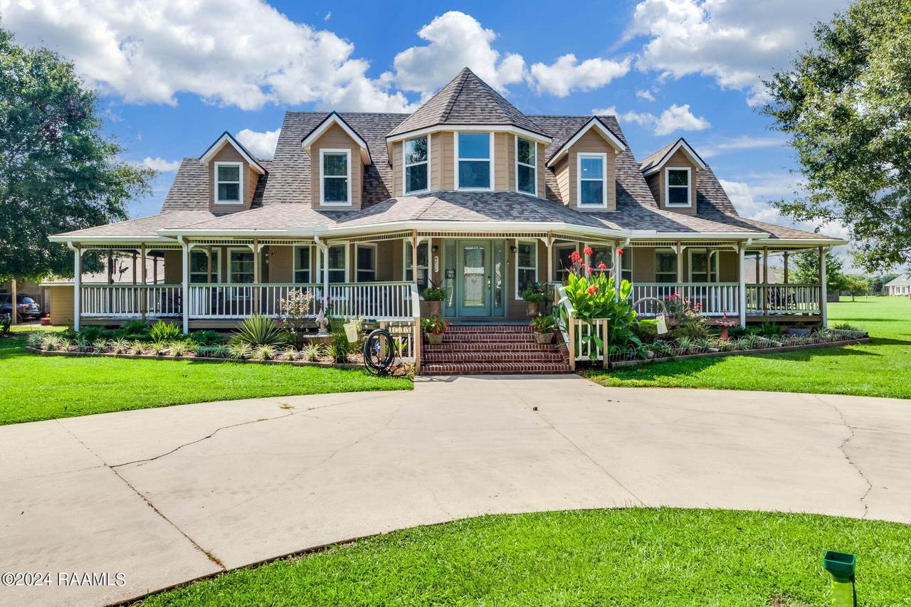 1519 Mullins Road - Photo 1