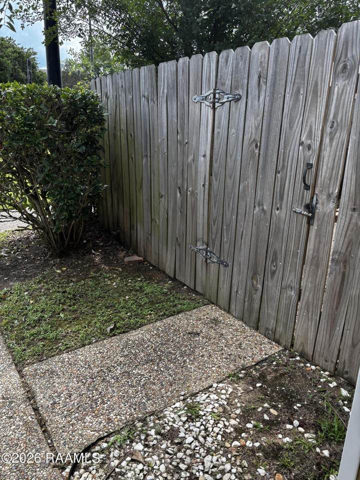https://bt-photos.global.ssl.fastly.net/acadiana/1280_boomver_1_2600008751-2.jpg