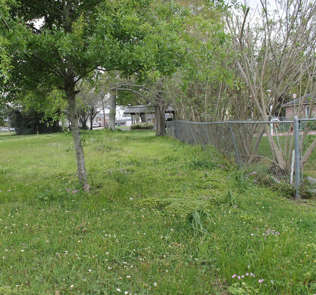 5th Street - Photo 1
