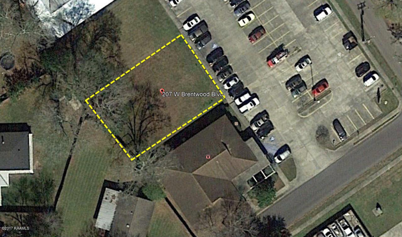 207 Brentwood Boulevard - Photo 1