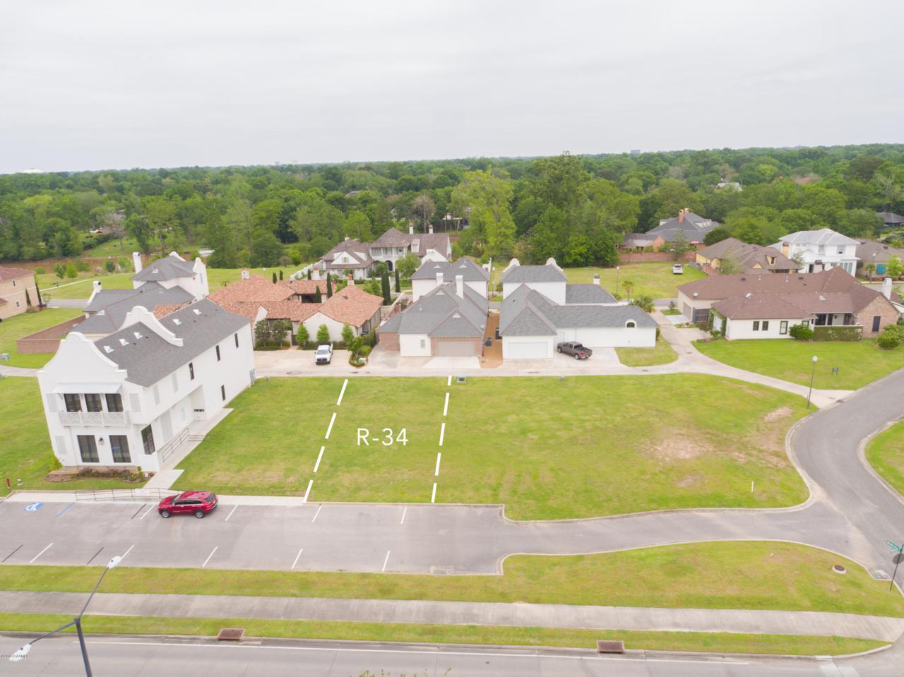 1011 Camellia Boulevard - Photo 1
