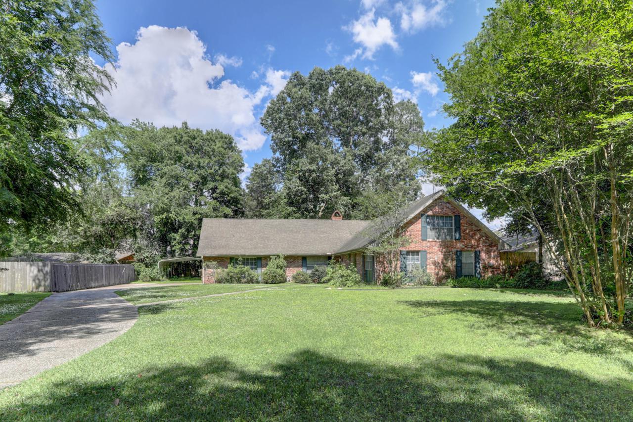 307 Oak Glen Drive - Photo 1