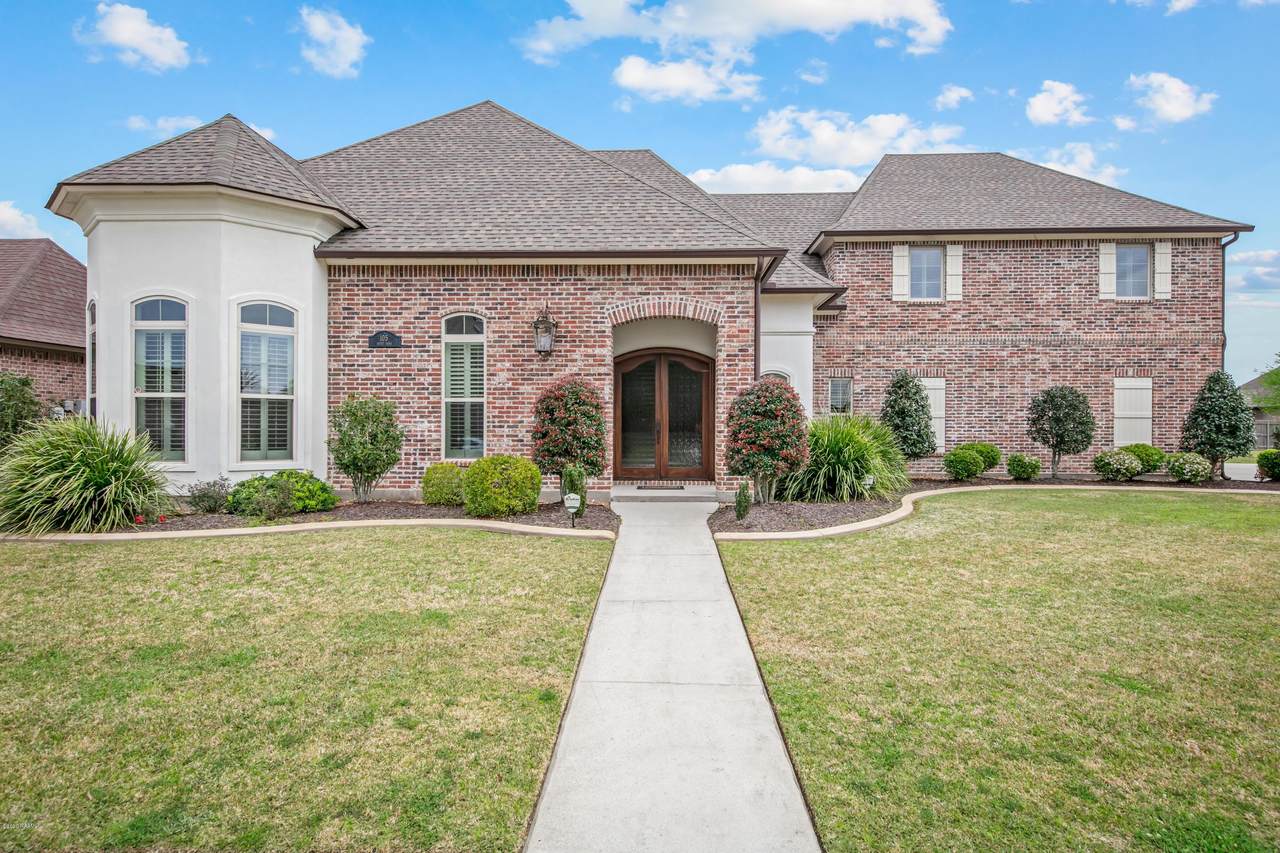 105 Quiet Oaks Drive - Photo 1