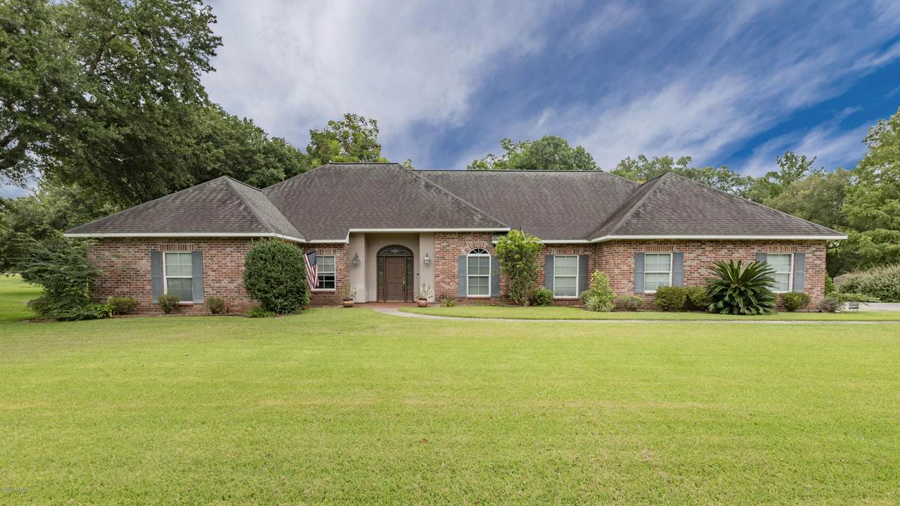 154 Garrigue Drive - Photo 1