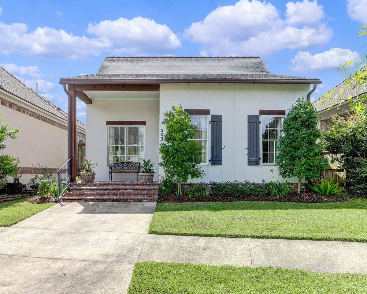 303 Roswell Crossing - Photo 1