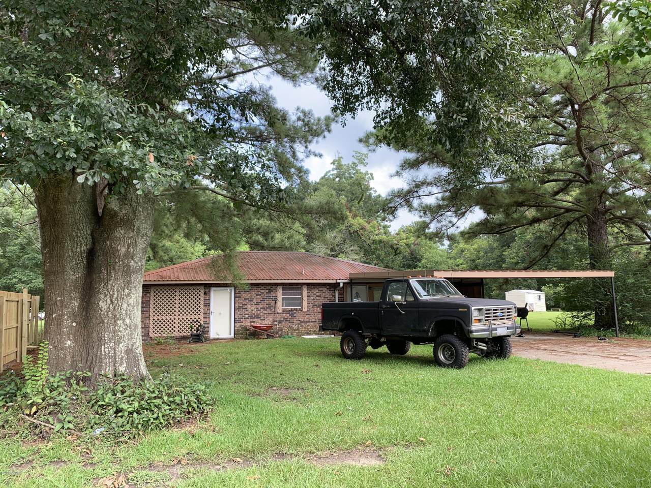 2894 Main Hwy - Photo 1