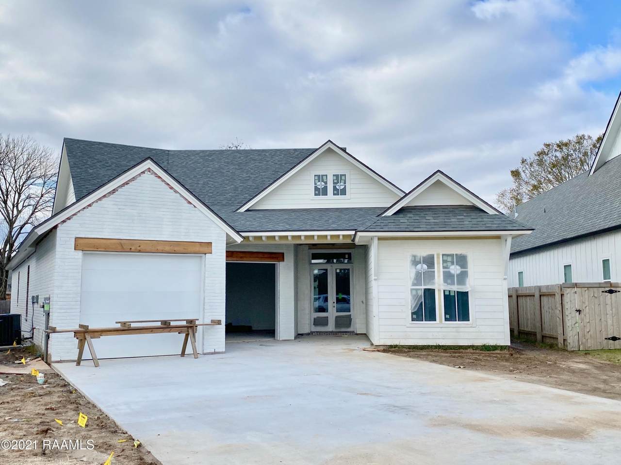 104 Little Hickory Court - Photo 1