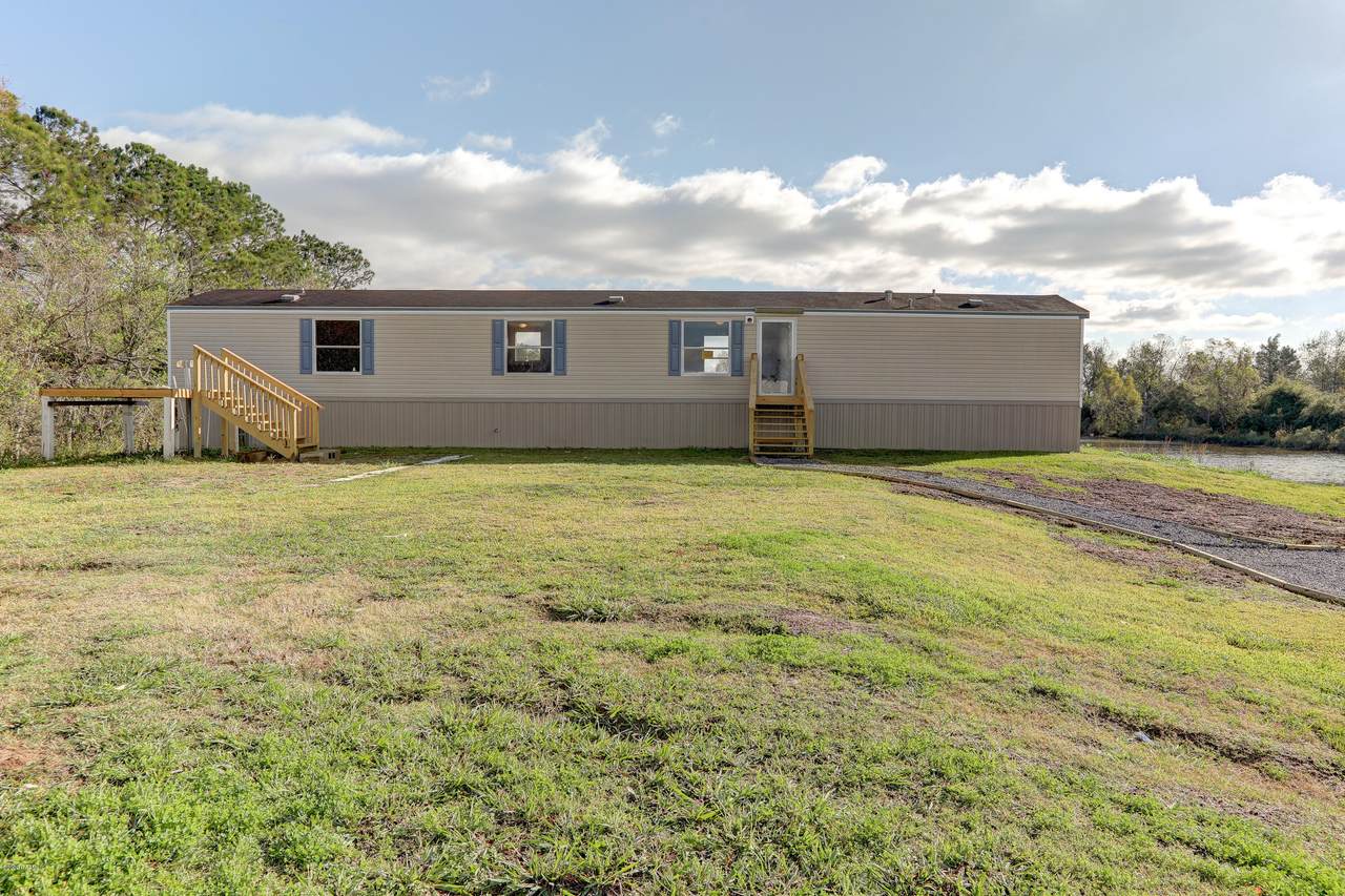 2700 Elvis Boulevard - Photo 1