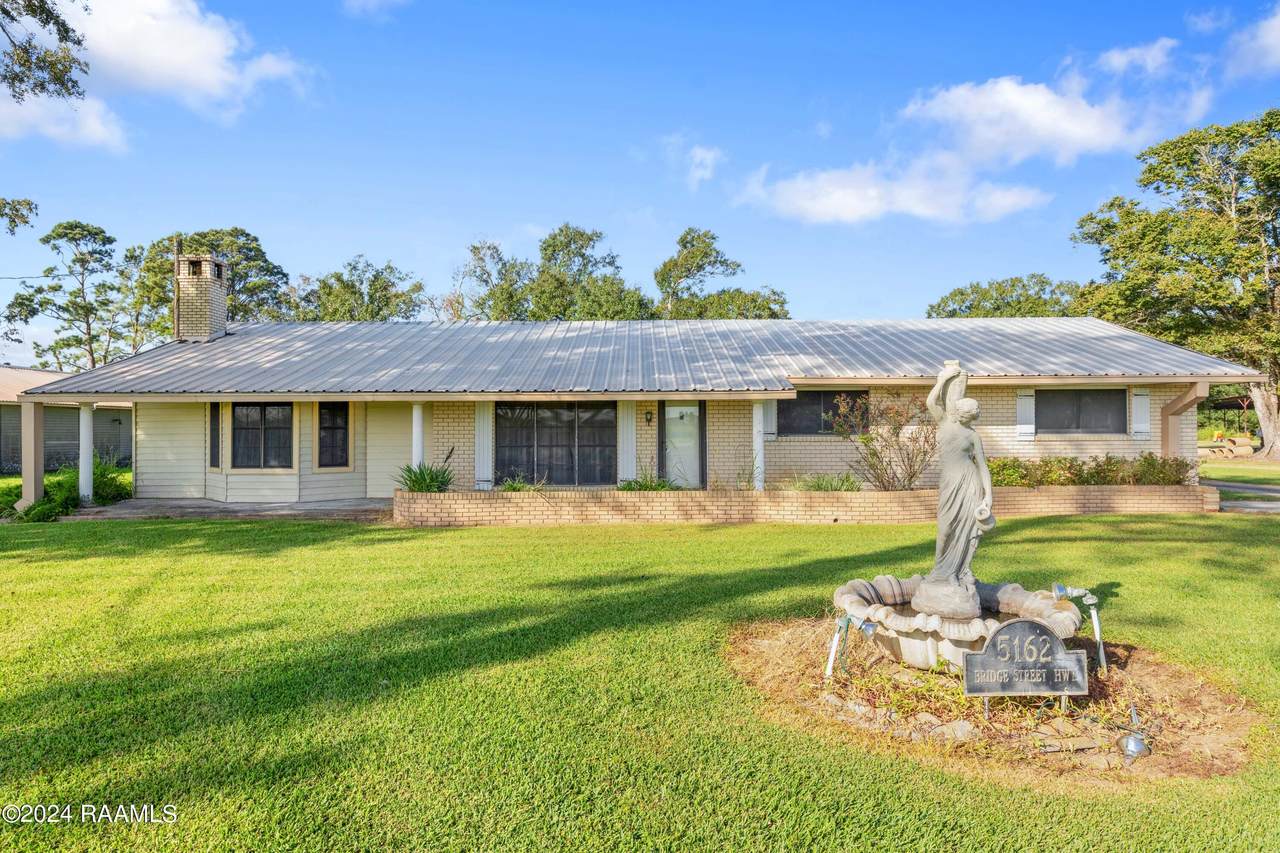 5162 Bridge Street - Photo 1