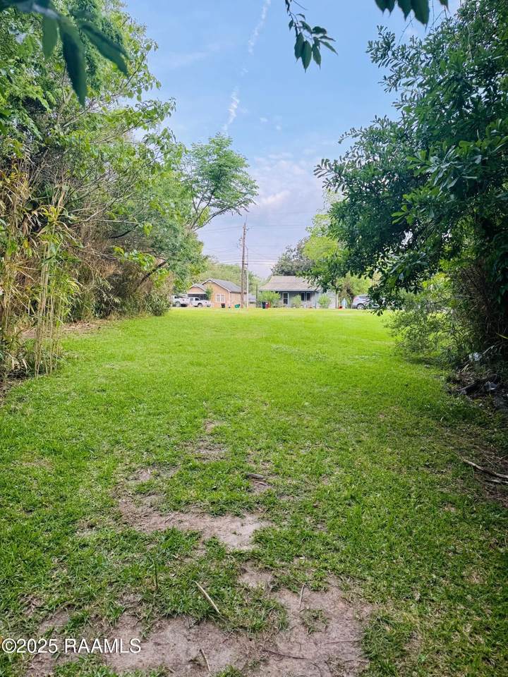 https://bt-photos.global.ssl.fastly.net/acadiana/1280_boomver_2_2020023073-2.jpg