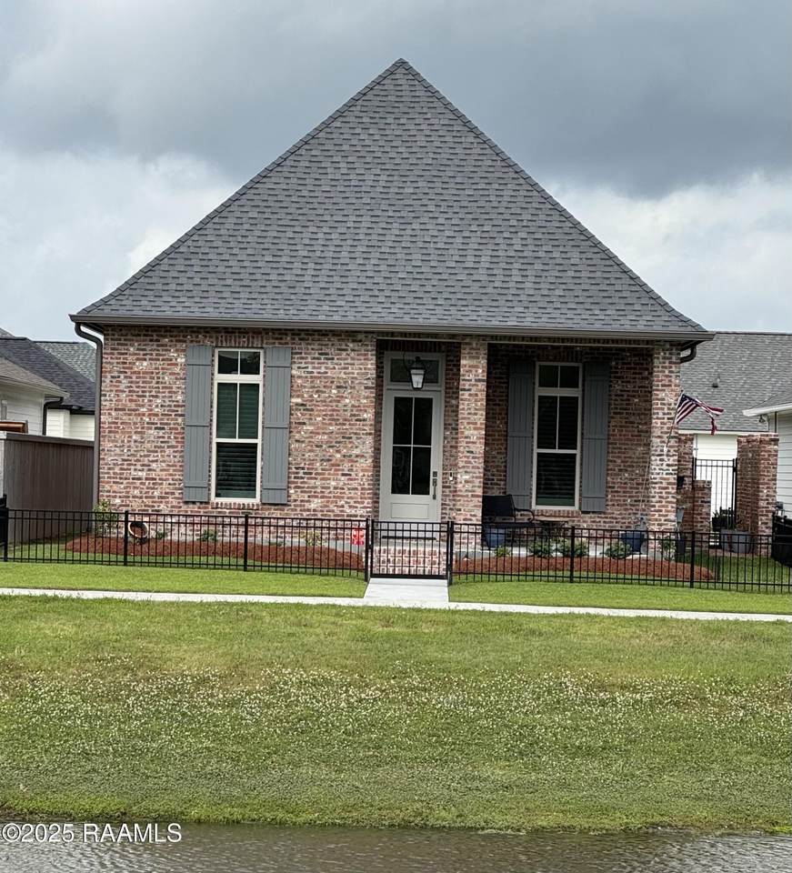 311 Villager Avenue - Photo 1