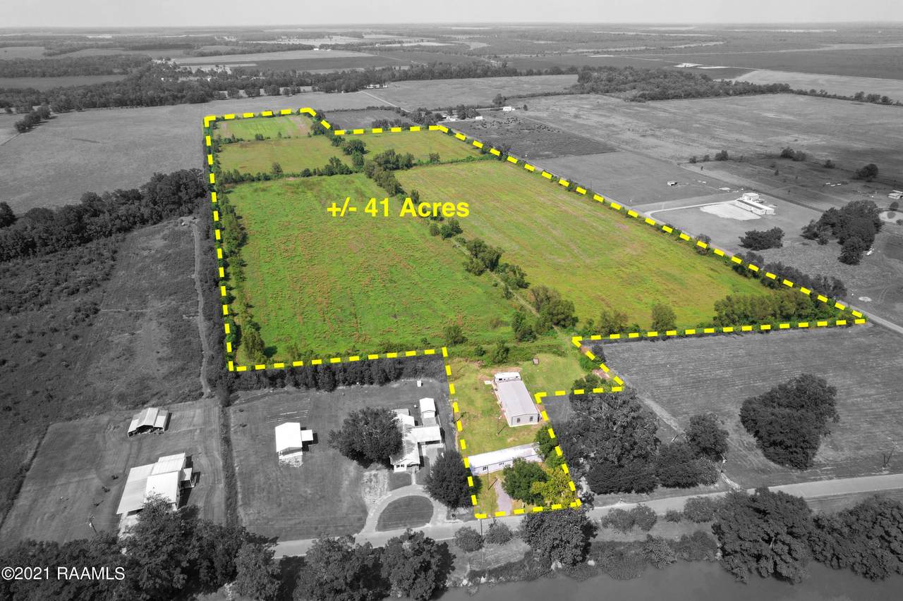 1421 Courtableau Road - Photo 1