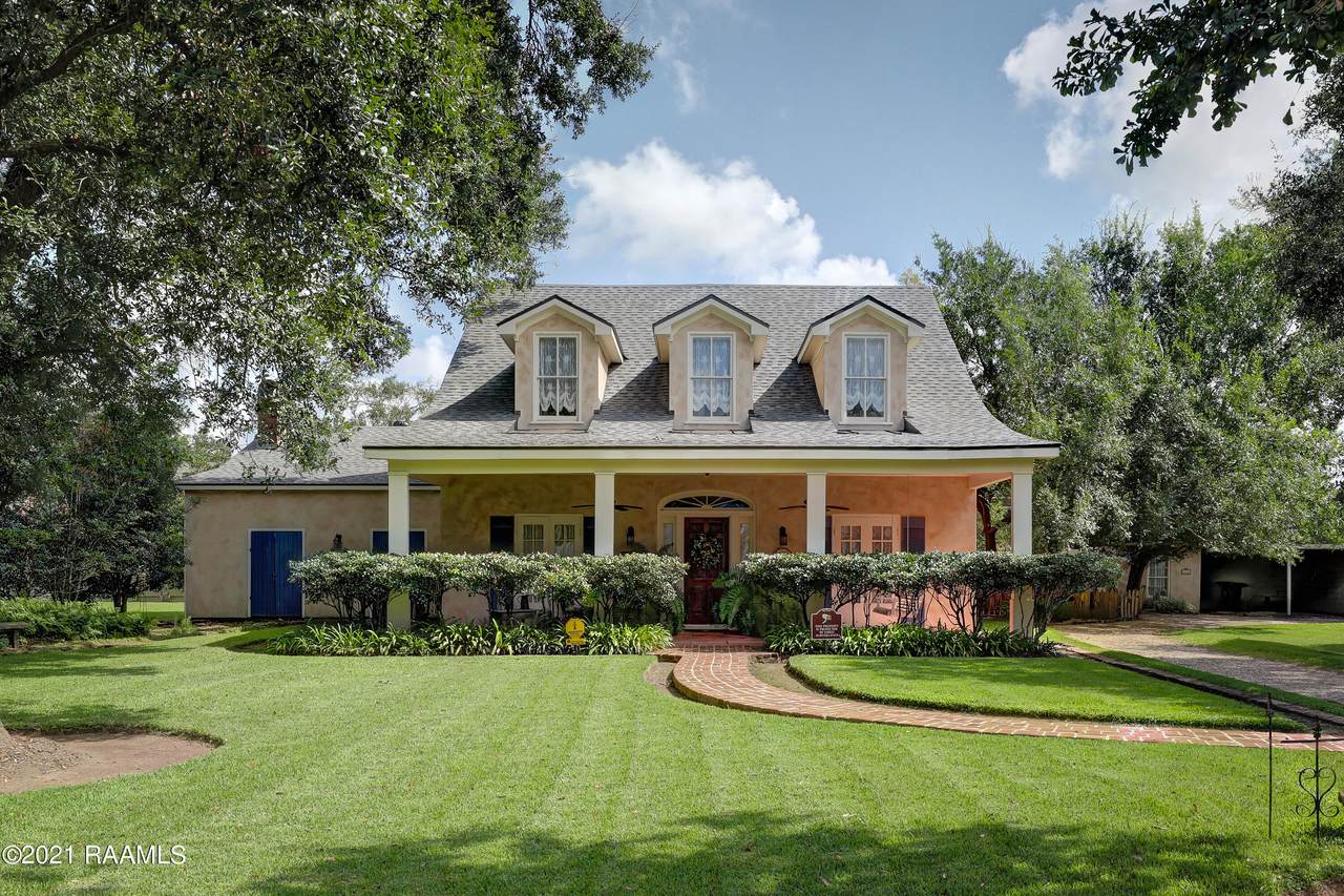 112 Lawrence Street - Photo 1