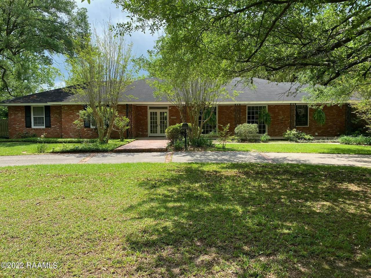 1410 Horseshoe Drive - Photo 1