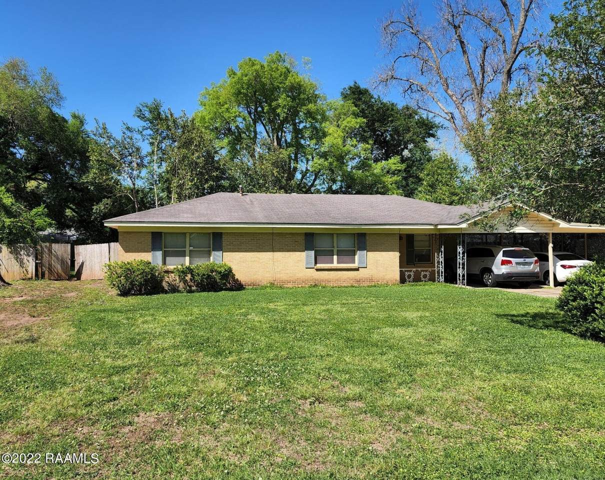 1423 Elizabeth Street - Photo 1