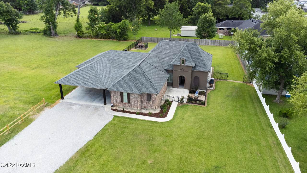 108 Ovide Rd - Photo 1