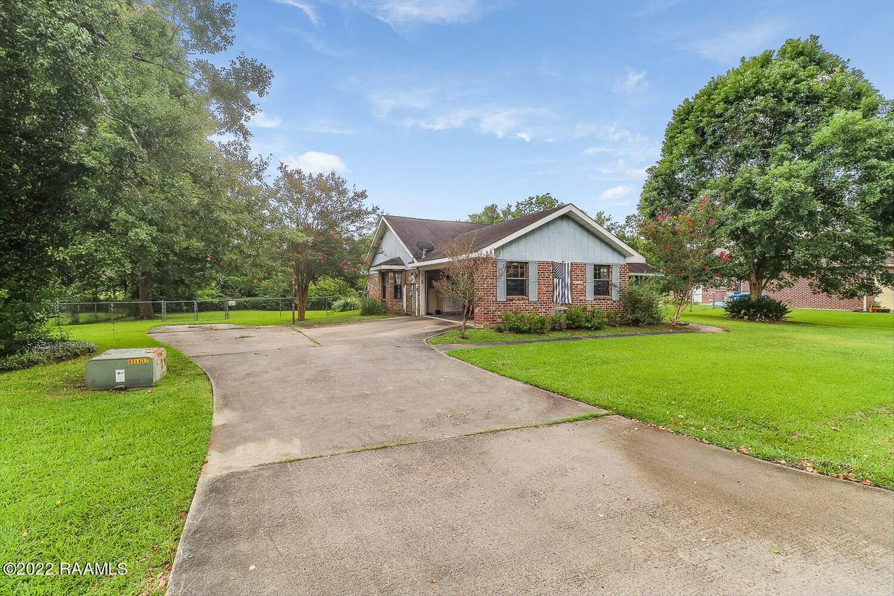 301 Billy Lou Drive - Photo 1
