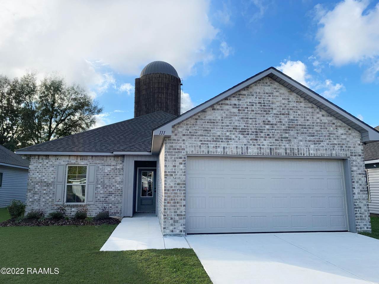 111 Cainwood Court - Photo 1