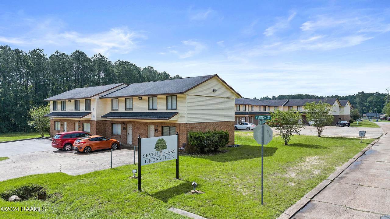 240 Clarence Avenue - Photo 1