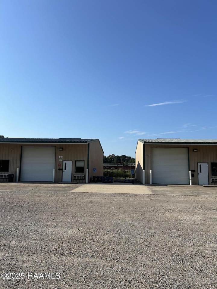 1000 Albertson Parkway - Photo 1