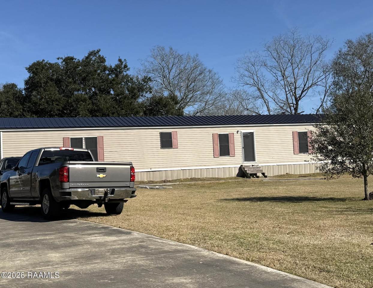 1010 Robert Drive - Photo 1