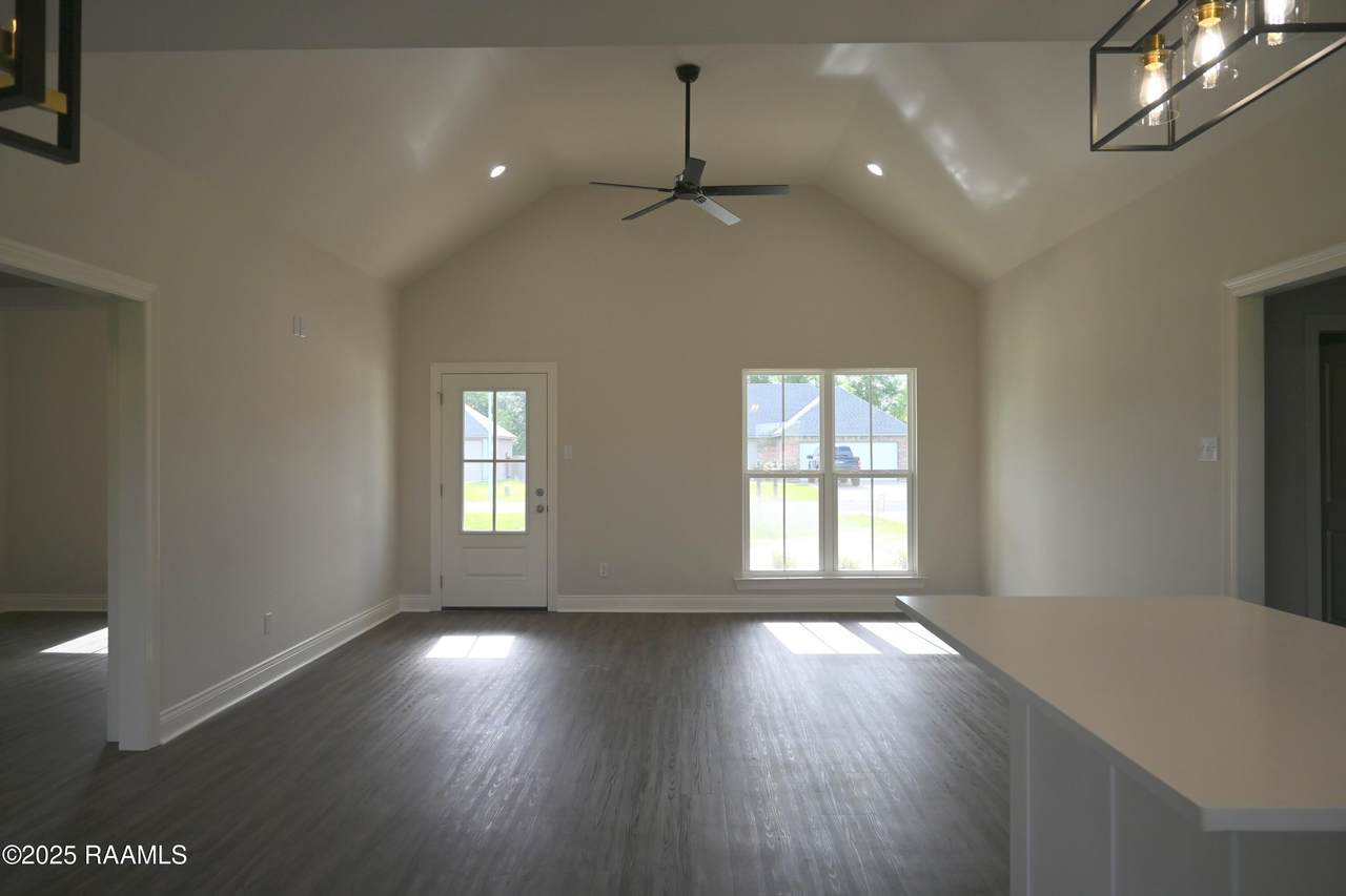 https://bt-photos.global.ssl.fastly.net/acadiana/1280_boomver_2_25001886-2.jpg