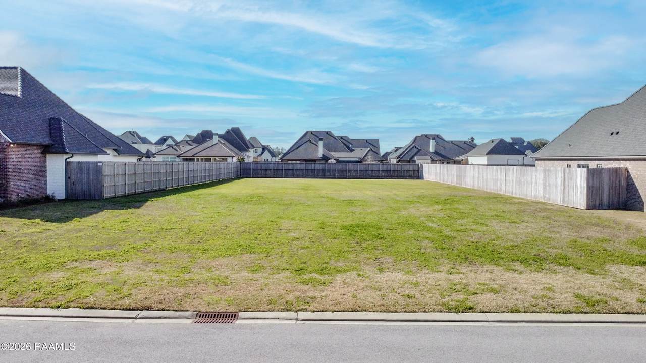 102 Stony Trek Drive - Photo 1