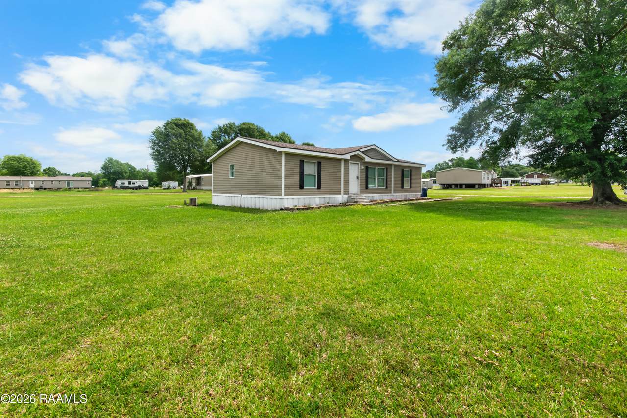 1002 Janine Drive - Photo 1