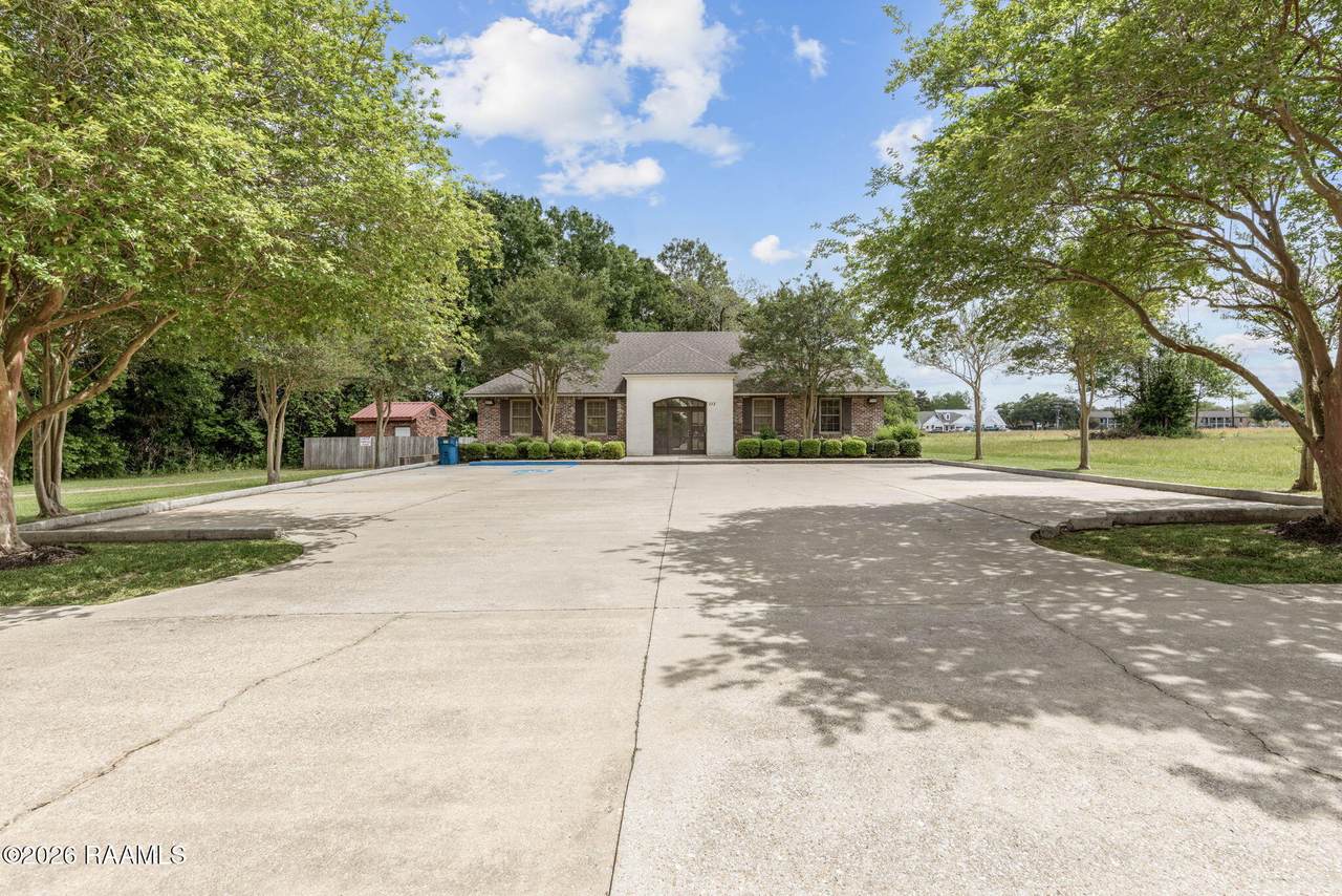 https://bt-photos.global.ssl.fastly.net/acadiana/1280_boomver_2_2600002773-2.jpg