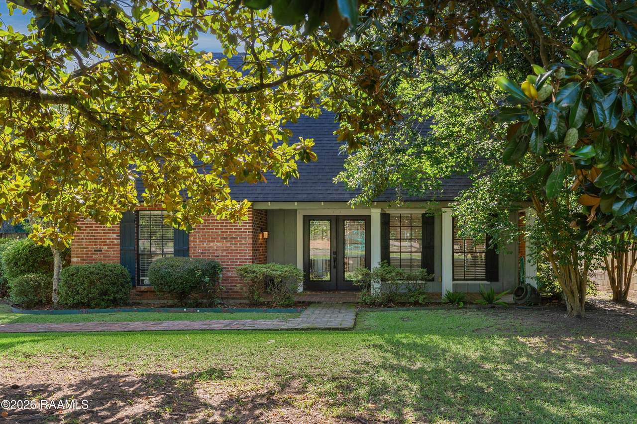 https://bt-photos.global.ssl.fastly.net/acadiana/1280_boomver_2_2600005691-2.jpg
