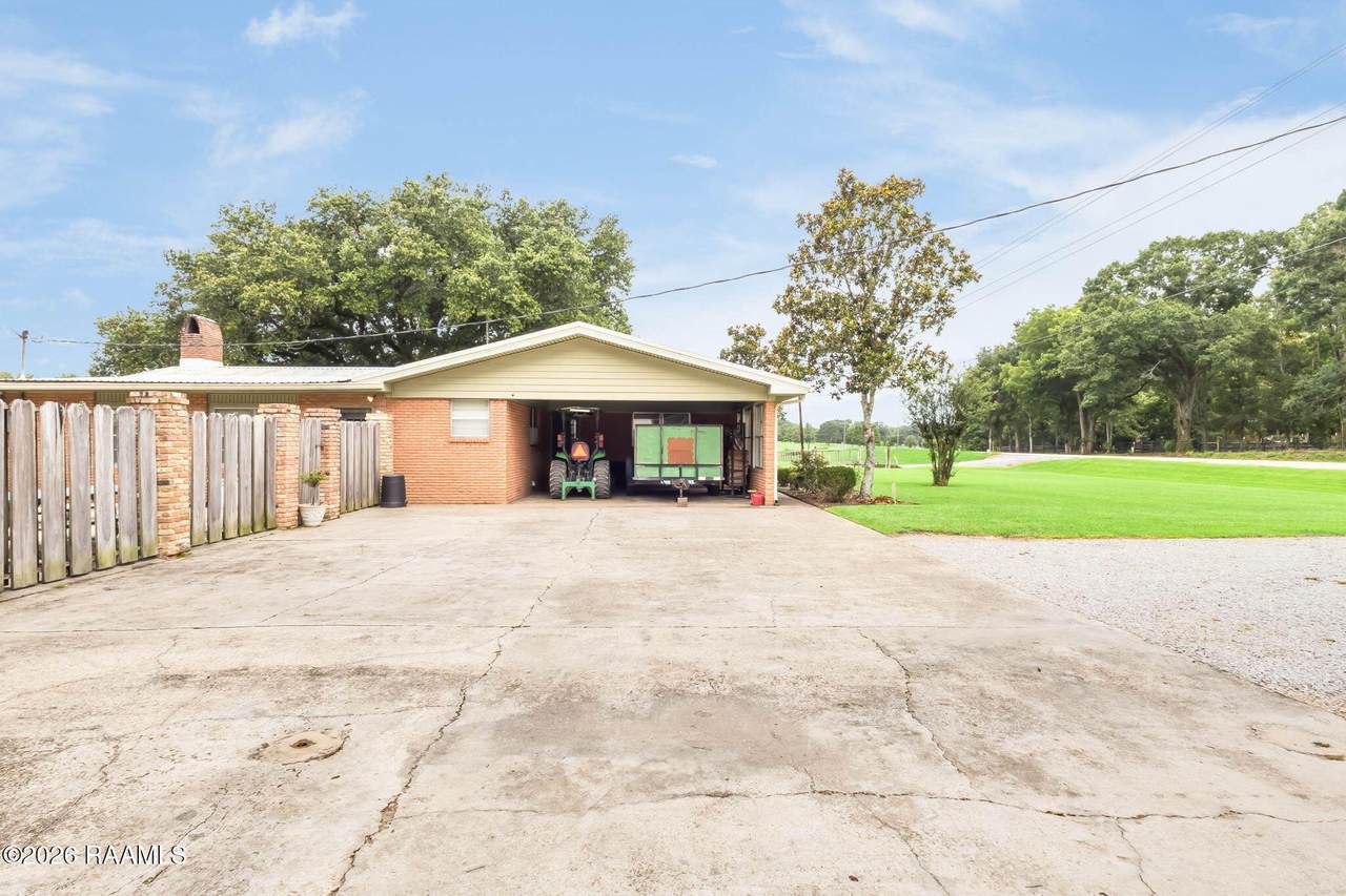 https://bt-photos.global.ssl.fastly.net/acadiana/1280_boomver_2_2600005795-2.jpg
