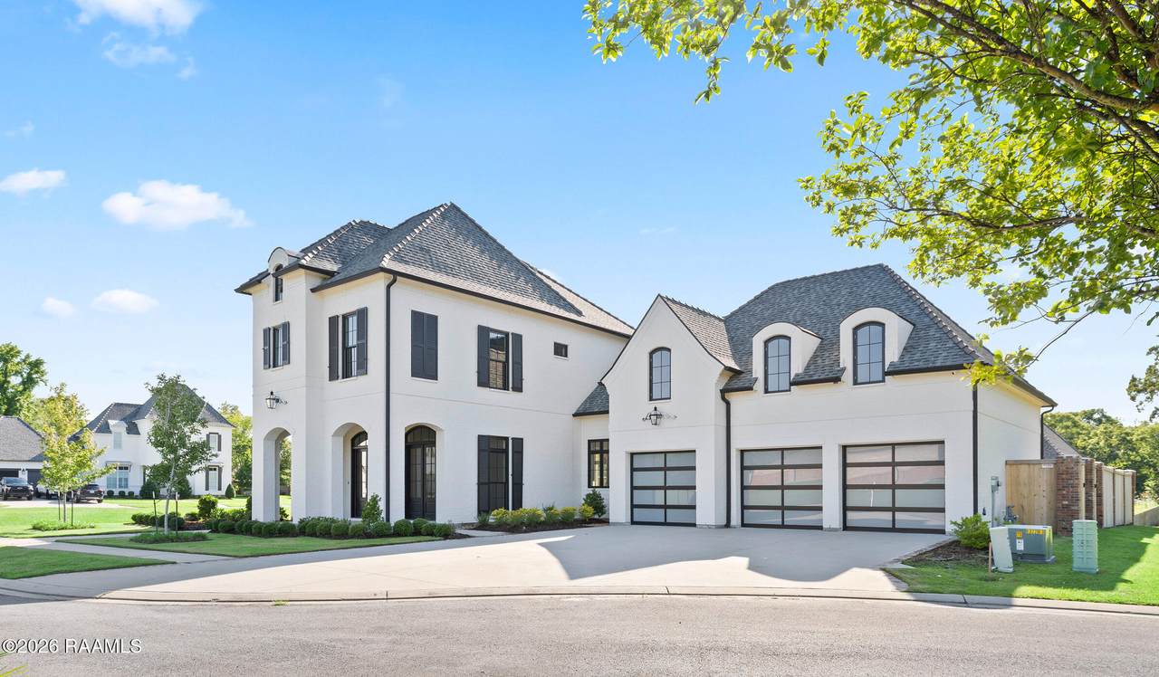103 Arago Court - Photo 1