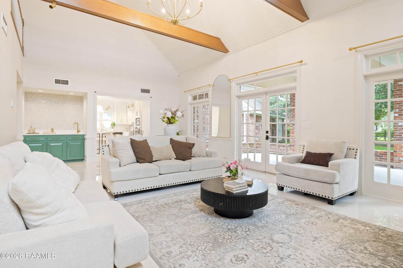 215 Spyglass Lane - Photo 1