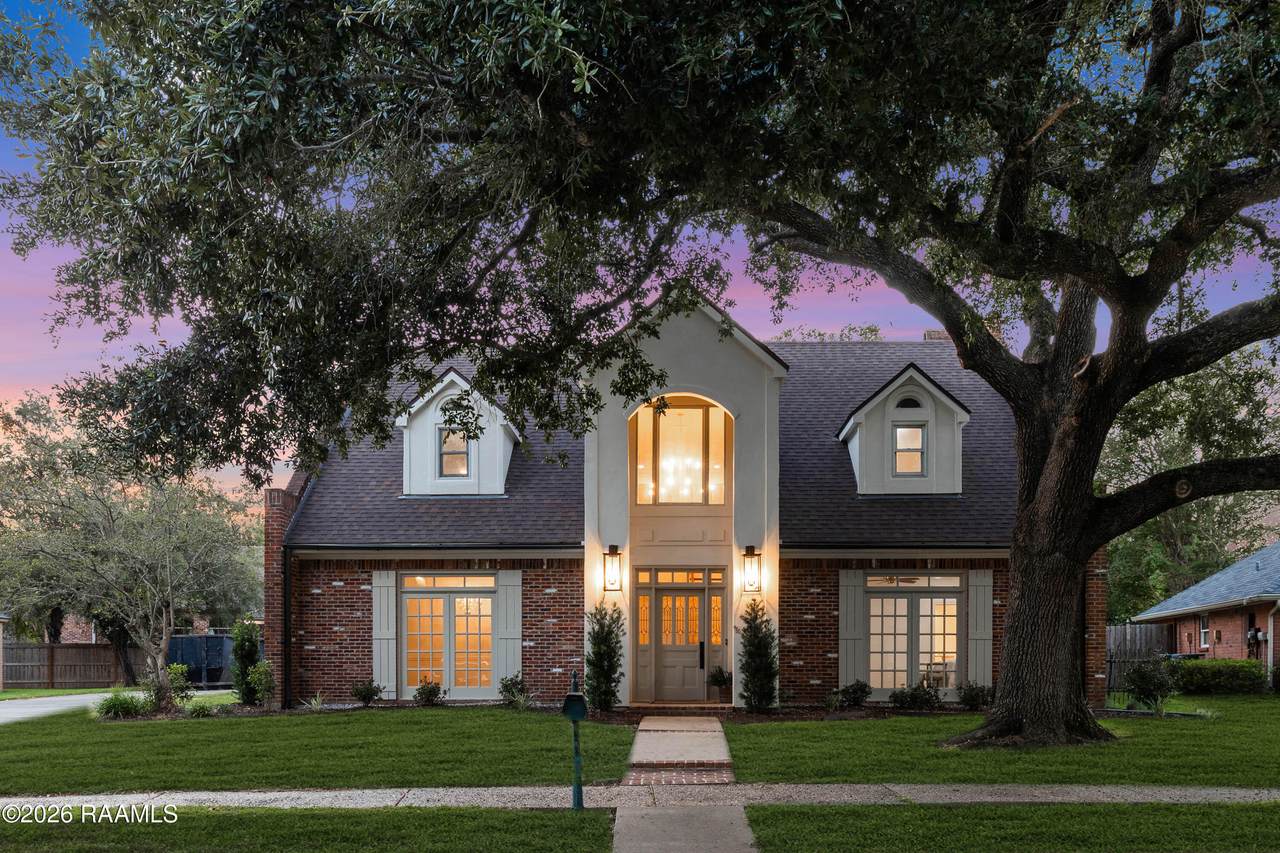 https://bt-photos.global.ssl.fastly.net/acadiana/1280_boomver_2_2600006000-2.jpg