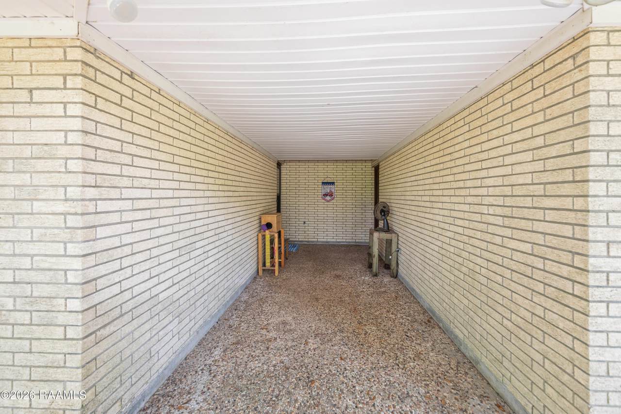 https://bt-photos.global.ssl.fastly.net/acadiana/1280_boomver_2_2600006093-2.jpg